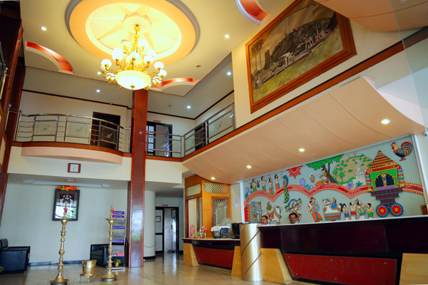 24 Hours Front Desk
